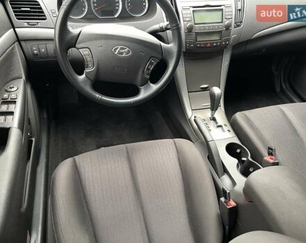 Черный Хендай Соната, объемом двигателя 2 л и пробегом 110 тыс. км за 9700 $, фото 34 на Automoto.ua