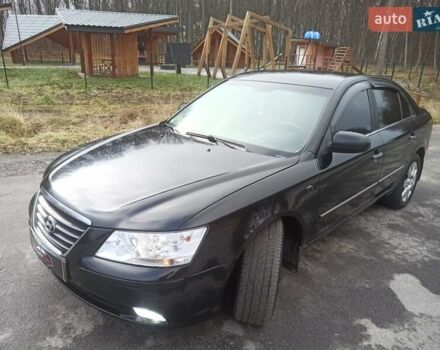 Чорний Хендай Соната, об'ємом двигуна 2 л та пробігом 330 тис. км за 6750 $, фото 6 на Automoto.ua