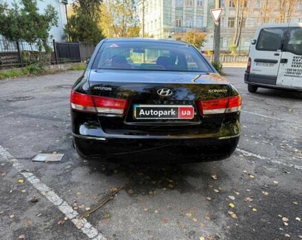 Чорний Хендай Соната, об'ємом двигуна 2 л та пробігом 109 тис. км за 6990 $, фото 5 на Automoto.ua