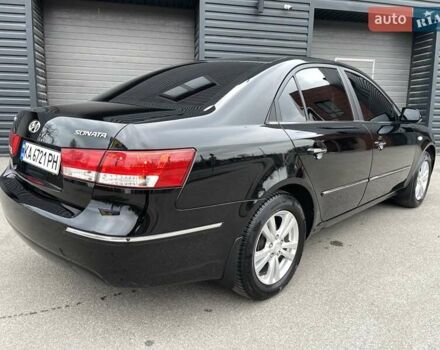 Черный Хендай Соната, объемом двигателя 2 л и пробегом 110 тыс. км за 9700 $, фото 20 на Automoto.ua