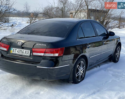 Черный Хендай Соната, объемом двигателя 2 л и пробегом 90 тыс. км за 9800 $, фото 1 на Automoto.ua