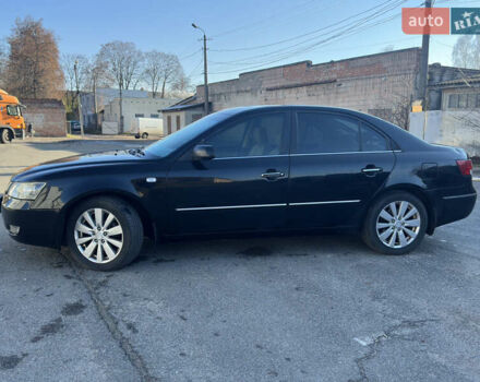 Черный Хендай Соната, объемом двигателя 3.3 л и пробегом 287 тыс. км за 4999 $, фото 6 на Automoto.ua