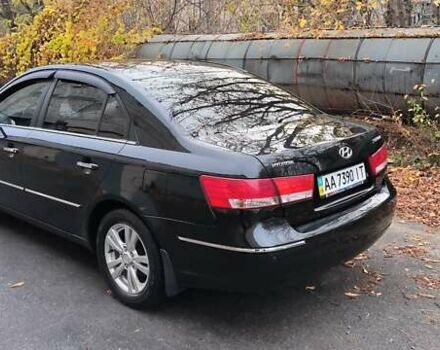 Черный Хендай Соната, объемом двигателя 2 л и пробегом 224 тыс. км за 6500 $, фото 5 на Automoto.ua