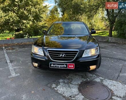 Чорний Хендай Соната, об'ємом двигуна 2 л та пробігом 109 тис. км за 6990 $, фото 1 на Automoto.ua