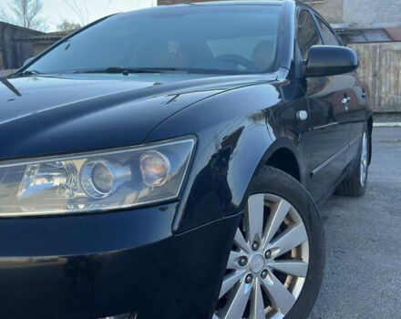 Черный Хендай Соната, объемом двигателя 3.3 л и пробегом 287 тыс. км за 4999 $, фото 7 на Automoto.ua