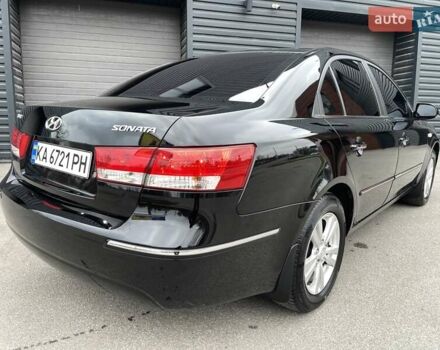 Черный Хендай Соната, объемом двигателя 2 л и пробегом 110 тыс. км за 9700 $, фото 18 на Automoto.ua