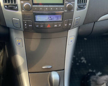 Черный Хендай Соната, объемом двигателя 2 л и пробегом 90 тыс. км за 9800 $, фото 15 на Automoto.ua