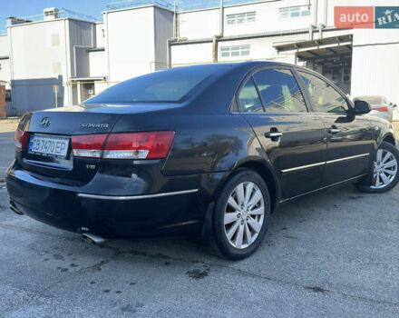 Черный Хендай Соната, объемом двигателя 3.3 л и пробегом 287 тыс. км за 4999 $, фото 3 на Automoto.ua