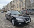 Черный Хендай Соната, объемом двигателя 2 л и пробегом 264 тыс. км за 5400 $, фото 1 на Automoto.ua