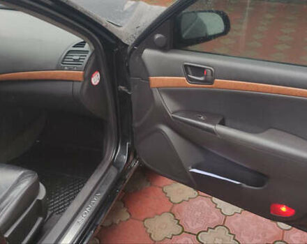 Черный Хендай Соната, объемом двигателя 2.4 л и пробегом 275 тыс. км за 6000 $, фото 22 на Automoto.ua