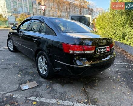 Чорний Хендай Соната, об'ємом двигуна 2 л та пробігом 109 тис. км за 6990 $, фото 6 на Automoto.ua
