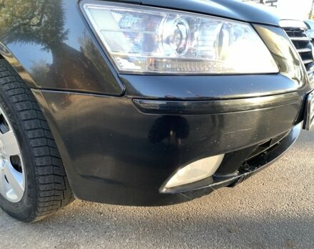 Черный Хендай Соната, объемом двигателя 2 л и пробегом 250 тыс. км за 6300 $, фото 5 на Automoto.ua