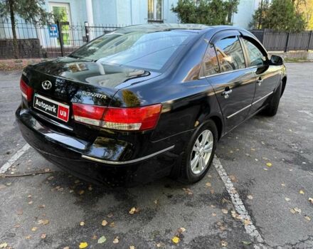 Чорний Хендай Соната, об'ємом двигуна 2 л та пробігом 109 тис. км за 6990 $, фото 4 на Automoto.ua