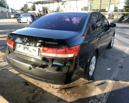 Черный Хендай Соната, объемом двигателя 2 л и пробегом 250 тыс. км за 6300 $, фото 7 на Automoto.ua