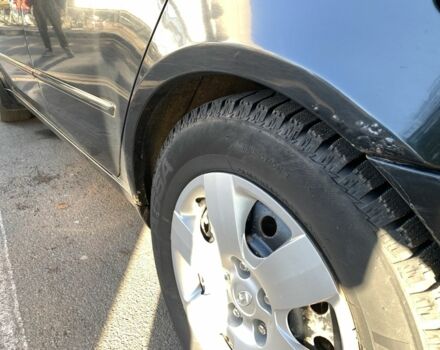 Черный Хендай Соната, объемом двигателя 2 л и пробегом 250 тыс. км за 6300 $, фото 3 на Automoto.ua