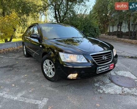 Чорний Хендай Соната, об'ємом двигуна 2 л та пробігом 109 тис. км за 6990 $, фото 2 на Automoto.ua