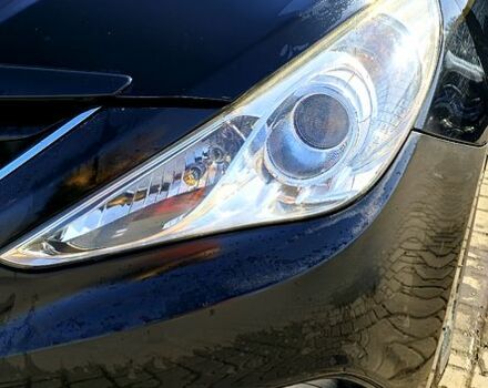 Черный Хендай Соната, объемом двигателя 2 л и пробегом 190 тыс. км за 7500 $, фото 2 на Automoto.ua