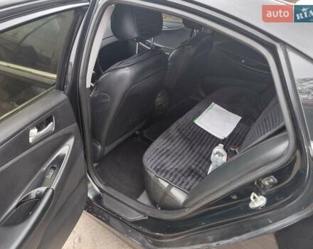 Черный Хендай Соната, объемом двигателя 2 л и пробегом 200 тыс. км за 7000 $, фото 4 на Automoto.ua