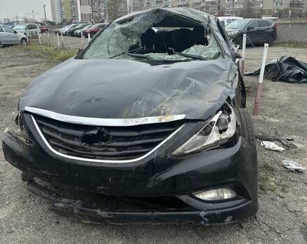 Черный Хендай Соната, объемом двигателя 2.36 л и пробегом 260 тыс. км за 2000 $, фото 4 на Automoto.ua