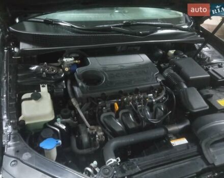 Чорний Хендай Соната, об'ємом двигуна 2 л та пробігом 230 тис. км за 5900 $, фото 6 на Automoto.ua