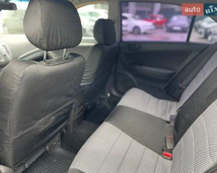 Черный Хендай Соната, объемом двигателя 0 л и пробегом 265 тыс. км за 6500 $, фото 9 на Automoto.ua
