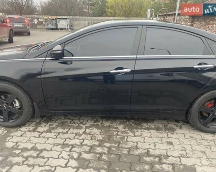 Черный Хендай Соната, объемом двигателя 2.4 л и пробегом 97 тыс. км за 10700 $, фото 1 на Automoto.ua