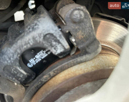 Черный Хендай Соната, объемом двигателя 2.4 л и пробегом 270 тыс. км за 9200 $, фото 17 на Automoto.ua