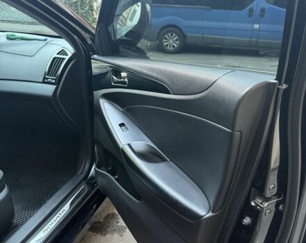 Хендай Соната 2010 в Одессе на Automoto.ua Черный Хендай Соната, объемом двигателя 2 л и пробегом 203 тыс. км за 8500 $, фото 5 на Automoto.ua