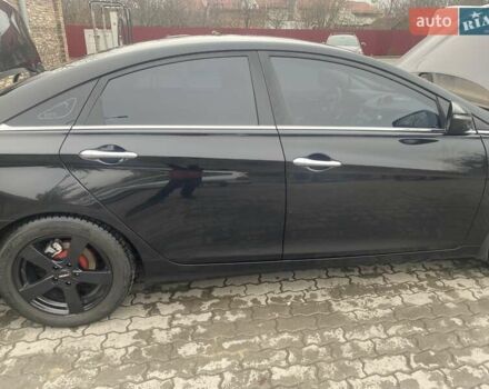Черный Хендай Соната, объемом двигателя 2.4 л и пробегом 97 тыс. км за 10700 $, фото 5 на Automoto.ua