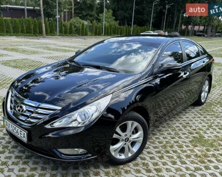 Хендай Соната 2010 в Харькове на Automoto.ua Черный Хендай Соната, объемом двигателя 2 л и пробегом 38 тыс. км за 11300 $, фото 12 на Automoto.ua