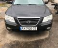 Черный Хендай Соната, объемом двигателя 2 л и пробегом 200 тыс. км за 5800 $, фото 5 на Automoto.ua