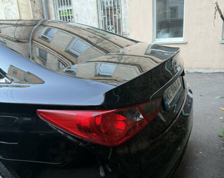 Чорний Хендай Соната, об'ємом двигуна 2 л та пробігом 203 тис. км за 8500 $, фото 6 на Automoto.ua