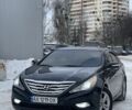 Чорний Хендай Соната, об'ємом двигуна 2 л та пробігом 117 тис. км за 8970 $, фото 1 на Automoto.ua
