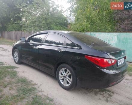 Черный Хендай Соната, объемом двигателя 2 л и пробегом 176 тыс. км за 8700 $, фото 10 на Automoto.ua