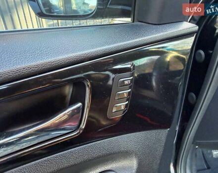 Чорний Хендай Соната, об'ємом двигуна 2.36 л та пробігом 260 тис. км за 8700 $, фото 21 на Automoto.ua