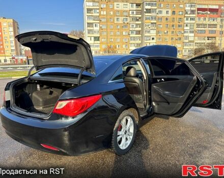 Черный Хендай Соната, объемом двигателя 2.4 л и пробегом 200 тыс. км за 7600 $, фото 12 на Automoto.ua