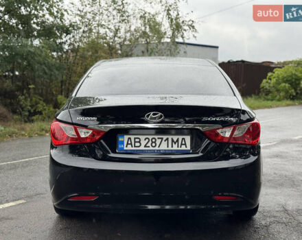 Черный Хендай Соната, объемом двигателя 2 л и пробегом 118 тыс. км за 9500 $, фото 7 на Automoto.ua