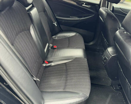 Черный Хендай Соната, объемом двигателя 2 л и пробегом 118 тыс. км за 9500 $, фото 26 на Automoto.ua