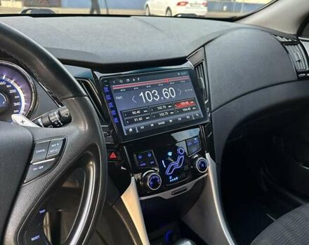Черный Хендай Соната, объемом двигателя 2 л и пробегом 216 тыс. км за 8750 $, фото 20 на Automoto.ua