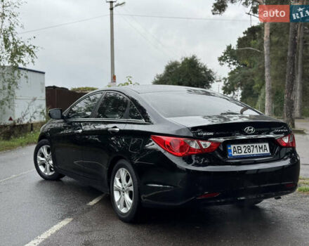 Черный Хендай Соната, объемом двигателя 2 л и пробегом 118 тыс. км за 9500 $, фото 8 на Automoto.ua