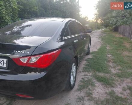 Черный Хендай Соната, объемом двигателя 2 л и пробегом 176 тыс. км за 8700 $, фото 5 на Automoto.ua