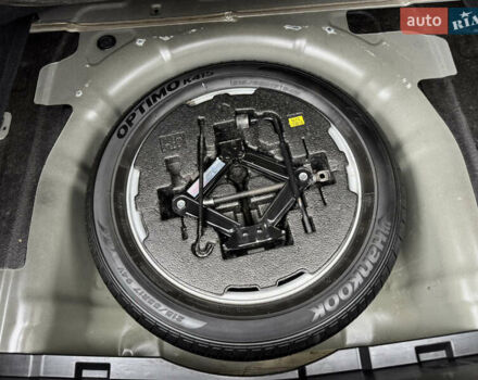 Хендай Соната 2011 у Вінниці на Automoto.ua Чорний Хендай Соната, об'ємом двигуна 2 л та пробігом 118 тис. км за 9500 $, фото 25 на Automoto.ua