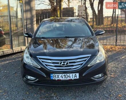 Чорний Хендай Соната, об'ємом двигуна 2.36 л та пробігом 260 тис. км за 8700 $, фото 12 на Automoto.ua