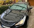 Чорний Хендай Соната, об'ємом двигуна 2 л та пробігом 215 тис. км за 9199 $, фото 2 на Automoto.ua