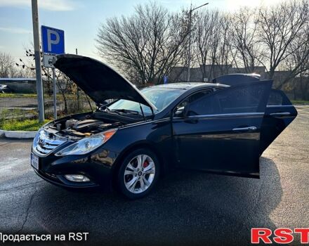 Черный Хендай Соната, объемом двигателя 2.4 л и пробегом 200 тыс. км за 7600 $, фото 11 на Automoto.ua