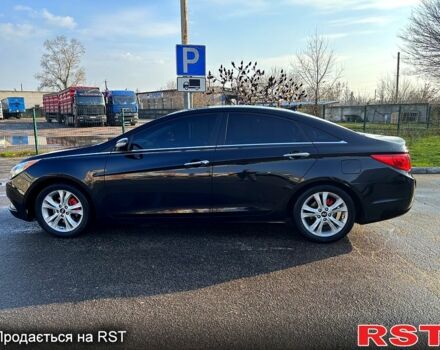 Черный Хендай Соната, объемом двигателя 2.4 л и пробегом 200 тыс. км за 7600 $, фото 5 на Automoto.ua