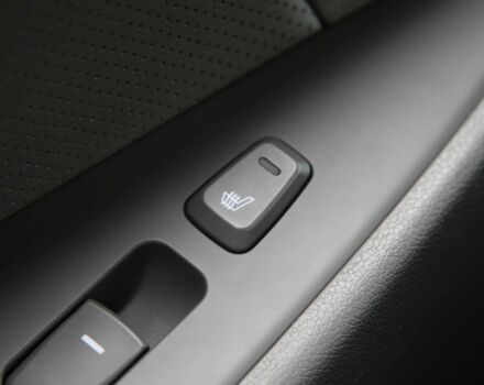 Черный Хендай Соната, объемом двигателя 2.4 л и пробегом 196 тыс. км за 9800 $, фото 23 на Automoto.ua