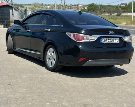 Чорний Хендай Соната, об'ємом двигуна 2.4 л та пробігом 174 тис. км за 9000 $, фото 5 на Automoto.ua