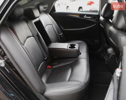 Хендай Соната 2012 в Киеве на Automoto.ua Черный Хендай Соната, объемом двигателя 2 л и пробегом 180 тыс. км за 9000 $, фото 10 на Automoto.ua