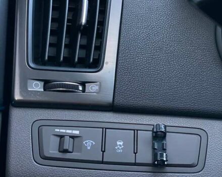 Чорний Хендай Соната, об'ємом двигуна 2.36 л та пробігом 198 тис. км за 8990 $, фото 37 на Automoto.ua